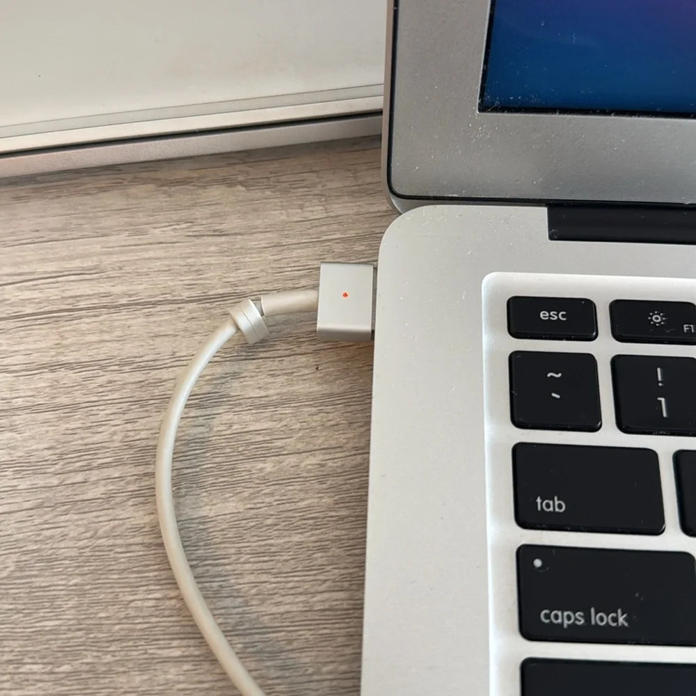 Apple MacBook in Sleek Silver Finish 13 inch